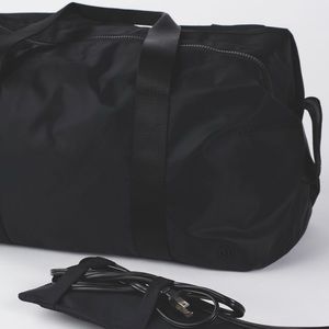 Lululemon Fast Track Duffel